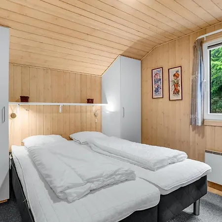 別荘 Four-bedroom Holiday In